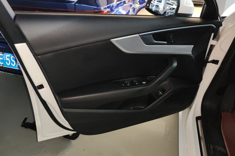 Used Audi A4L 2017 40 TFSI Fashion Model
