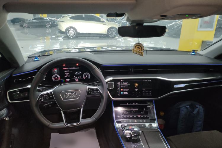 Used Audi A7L 2022 55 TFSI quattro S-line Zhiyuan Edition Obsidian Black Package
