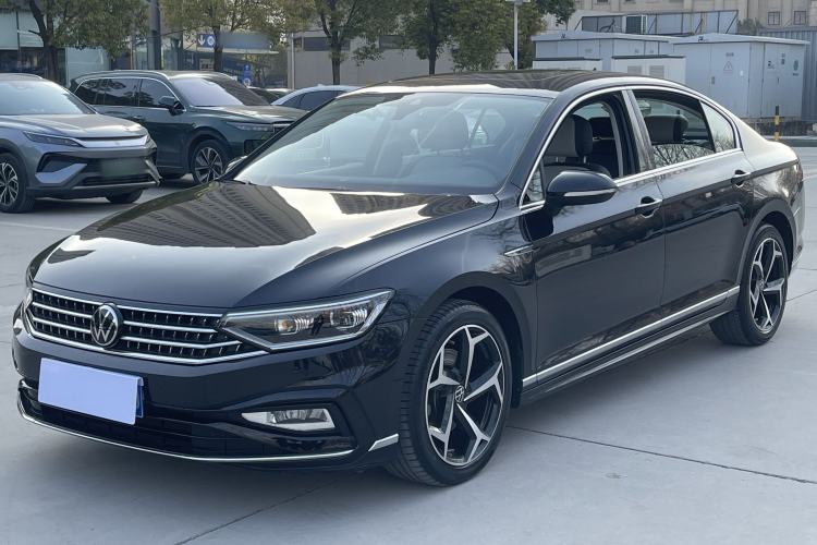 Used Volkswagen Magotan 2023 2 Million Units Commemorative Edition 330TSI DSG Luxury Version