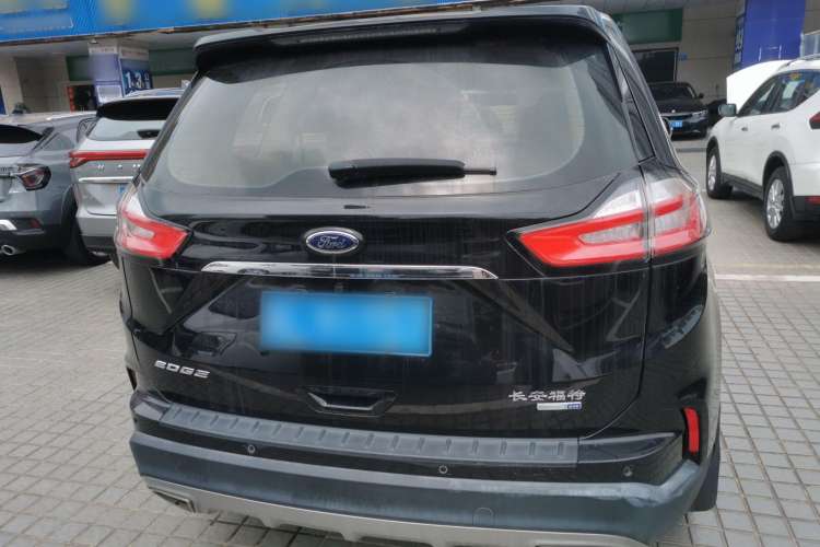 Used Ford Edge 2020 EcoBoost 245 Two-Wheel-Drive Titanium 5-Seater
