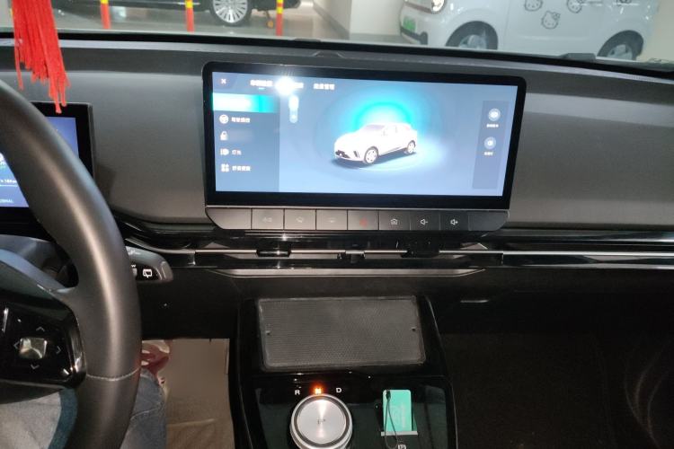 Used MG 4 EV 2023 415 km Range Sea-Faring Champion Edition
