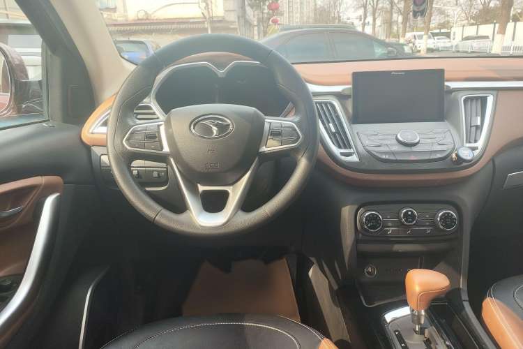 Used Soueast DX7 2017 1.5T Automatic Glory Edition
