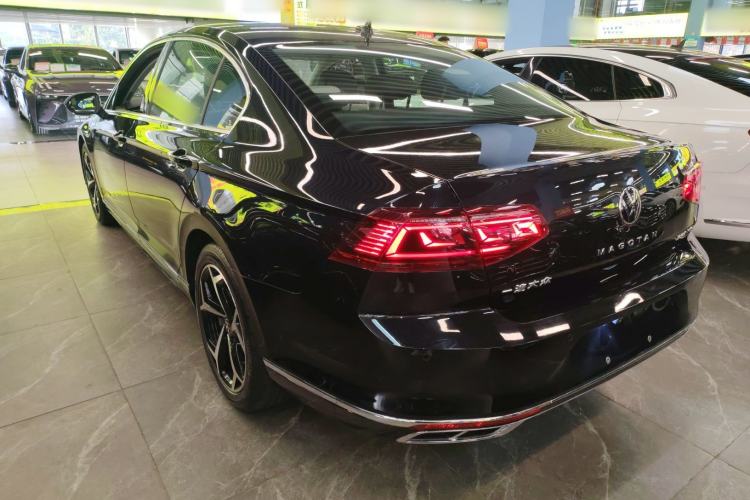 Used Volkswagen Magotan 2023 2 Million Units Commemorative Edition 330TSI DSG Luxury Version
