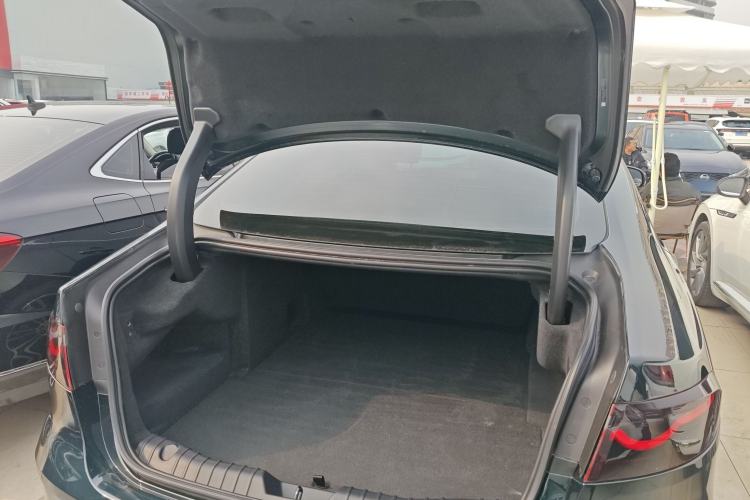 Used Jaguar XFL 2024 2.0T P250 Two-Wheel Drive Prestige Luxury Edition
