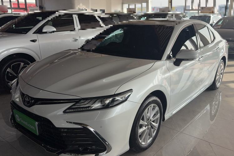 Used Toyota Camry 2023 2.0G Luxury Edition