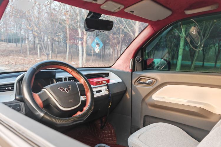 Used Wuling Hongguang MINIEV 2021 Macaron Premium Model – Lithium Iron Phosphate
