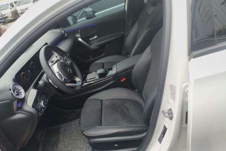 Used Mercedes-Benz A-Class 2022 A 200 L Sport Sedan Fashion Model
