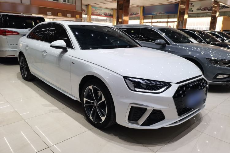 Used Audi A4L 2024 40 TFSI Fashion Dynamic Model
