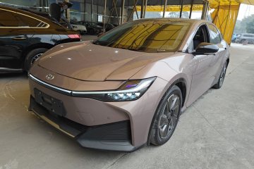 Used Toyota bZ3 2023 616 km Long-Range Premium