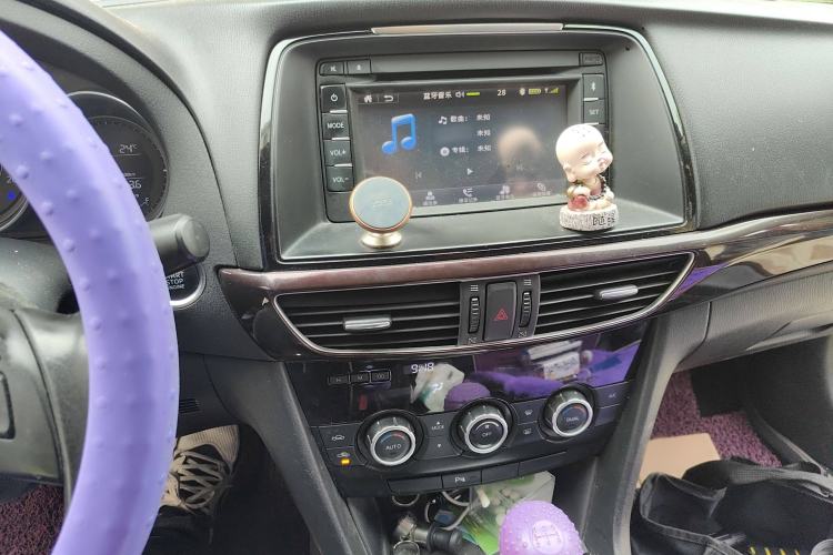 Used Mazda Atenza 2014 2.0L Blue Sky Luxury Edition
