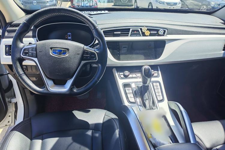 Used Geely Auto Emgrand X7 Sport 2018 1.8TD Automatic Two-Wheel Drive Smart Connect 4G Internet Edition
