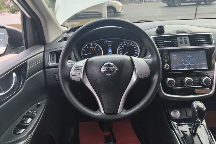 Used Nissan Tiida 2016 1.6L CVT Smart Drive Edition
