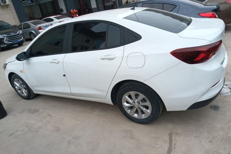 Used Chevrolet Cavalier 2022 325T Automatic Enjoyment Edition
