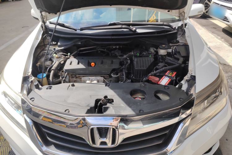 Used Honda Crider 2013 1.8L automatic luxury edition
