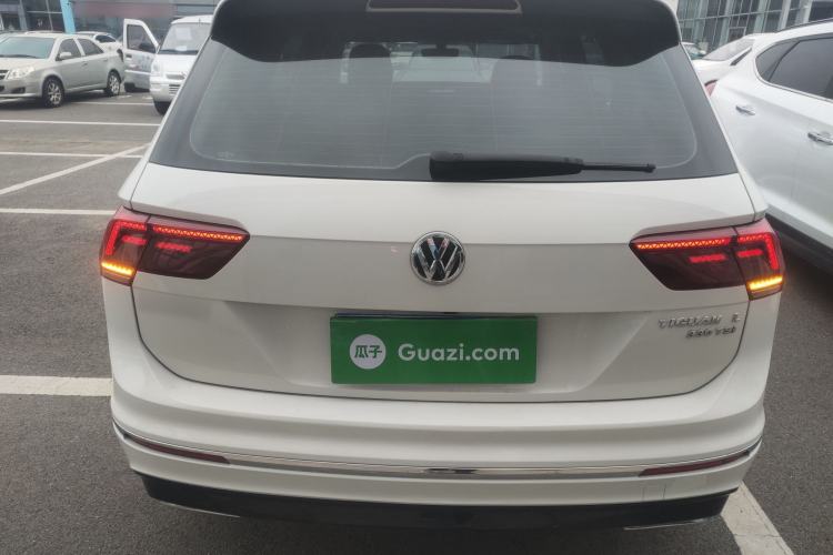 Used Volkswagen Tiguan L 2019 330TSI Automatic Two-Wheel Drive R-Line Flagship Edition China V Standard
