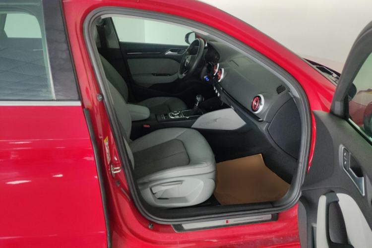 Used Audi A3 2019 Limousine 35 TFSI Fashion Edition China V standard
