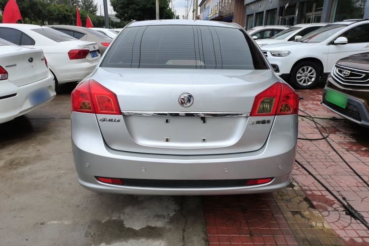 Used Buick Excelle 2013 1.5L Manual Classic Model
