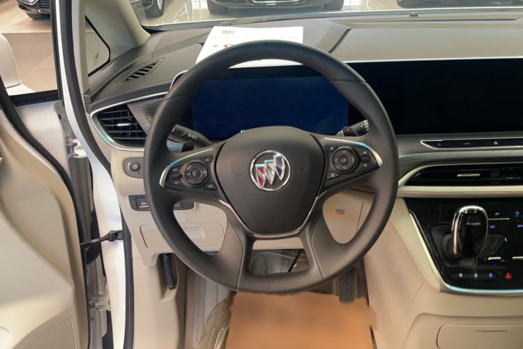 Used Buick GL8 2022 ES Landtrek 653T Comfort Edition
