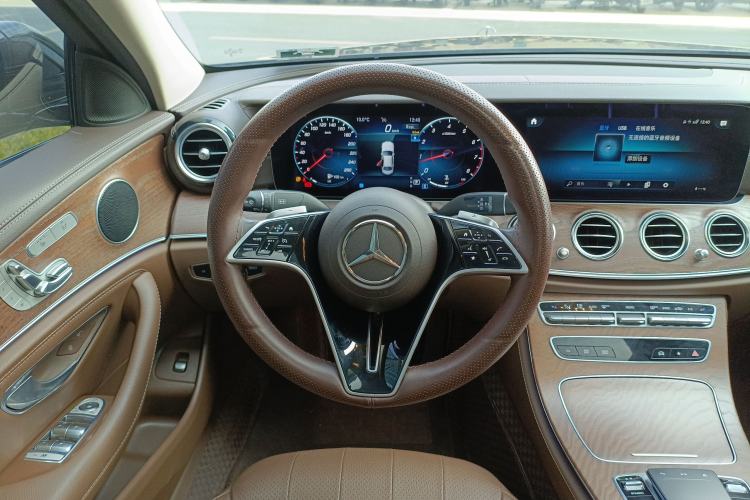 Used Mercedes-Benz E-Class 2023 Updated E 300 L Fashion Edition
