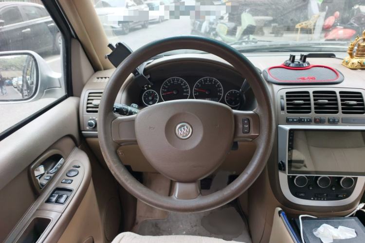 Used Buick GL8 2014 2.4L Classic Edition