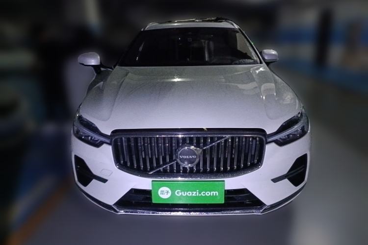 Used Volvo XC60 2025 B5 4x4 Smart Luxury Edition

