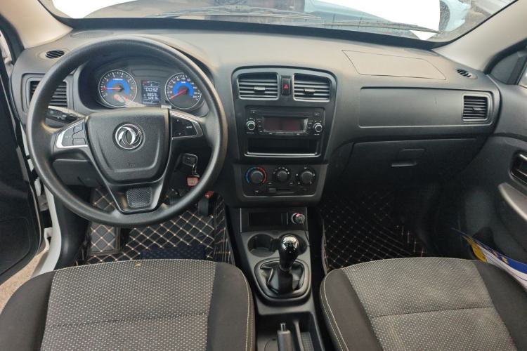 Used Dongfeng Fengon 330 2019 1.5L Manual Practical II China VI