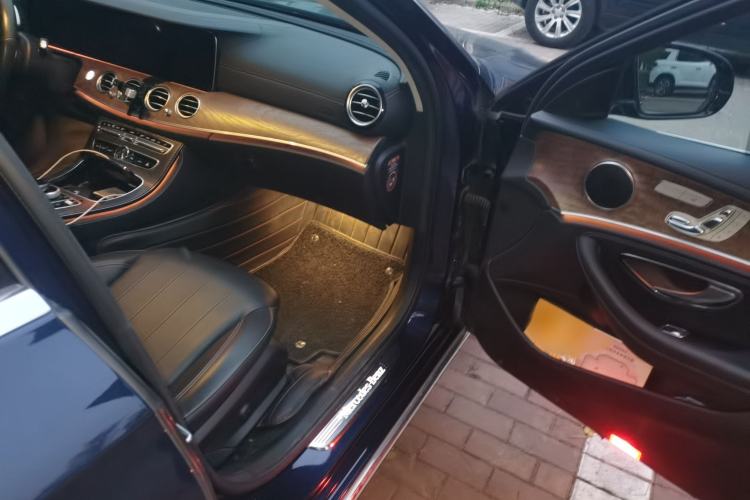 Used Mercedes-Benz E-Class 2016 E 300 L Stylish Model
