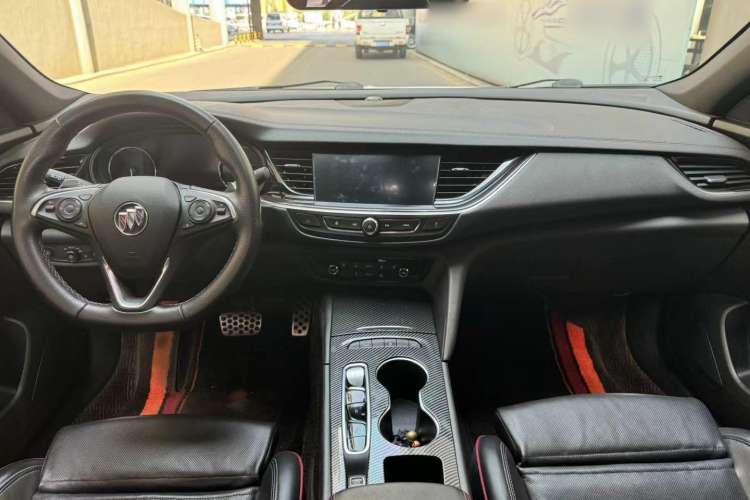 Used Buick Regal 2020 GS 28T Elite Model
