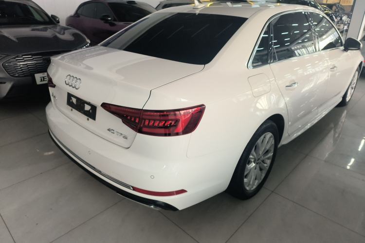 Used Audi A4L 2019 40 TFSI Ambition China VI

