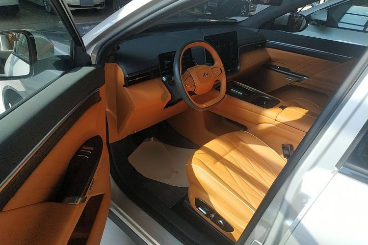 Used  eπ008 2025 210 Ultra LikeYi Edition 5-Seater
