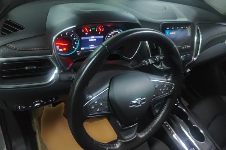 Used Chevrolet Equinox 2019 535T Automatic YuJie Edition China VI
