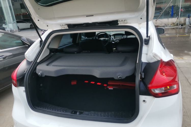 Used Ford Focus 2017 Hatchback 1.6L Automatic Comfort Plus SmartDrive Edition
