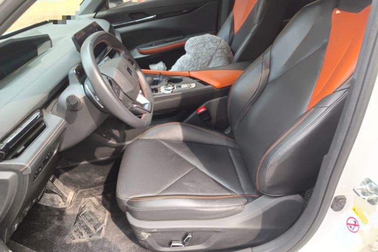 Used Changan UNI-V 2022 1.5T Prestige Version