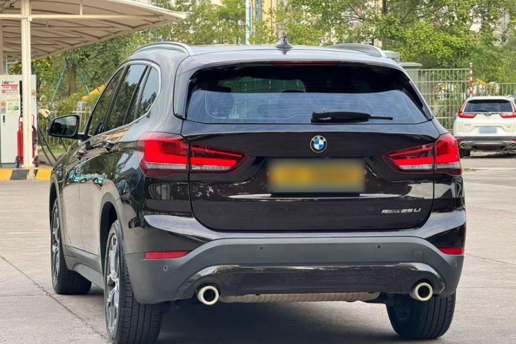 Used BMW X1 2021 Restyled sDrive25Li Leading Edition
