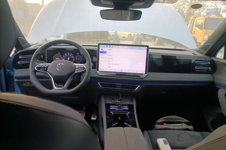 Used Volkswagen Tiguan L 2024 PRO 380TSI Four-Wheel Drive R-Line Prestige Edition
