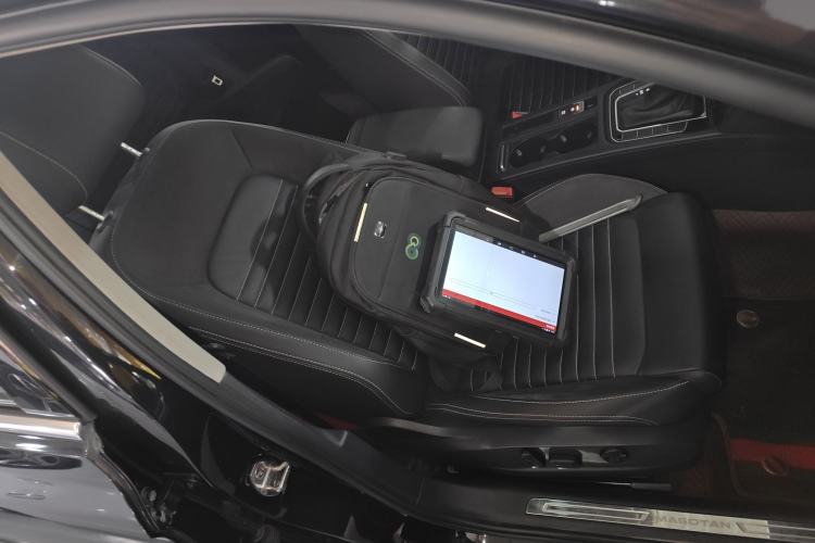 Used Volkswagen Magotan 2020 330TSI DSG Leading Model
