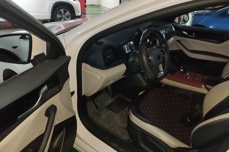 Used BYD Qin PLUS 2021 DM-i 55KM Prestige Model
