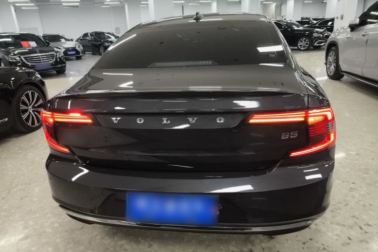 Used Volvo S90 2023 B5 Zhiyi Luxury Edition