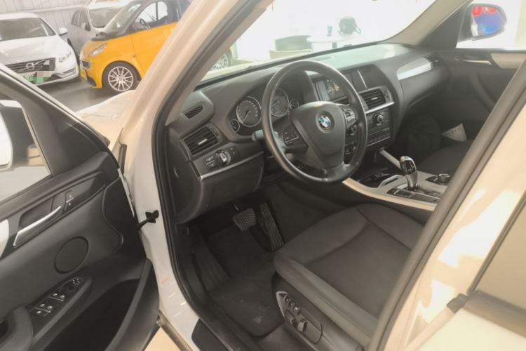 Used BMW X3 2016 sDrive20i
