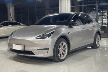 Used Tesla Model Y 2021 Long-Range All-Wheel-Drive Version