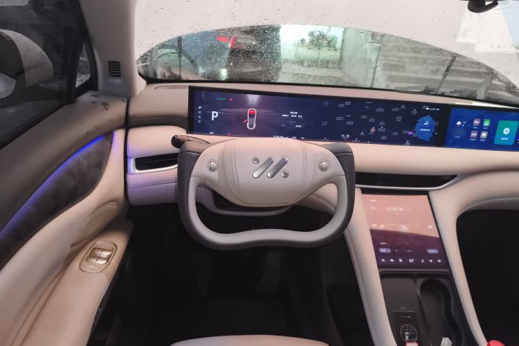 Used  LS6 2023 Max Long-Range Version
