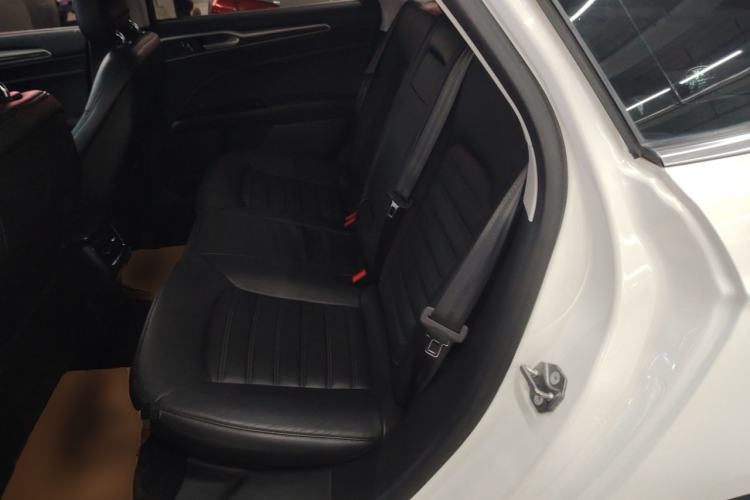 Used Ford Mondeo 2013 2.0L GTDi 200 Luxury Model