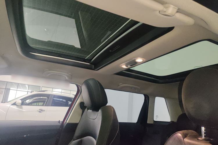 Used  MINI 2016 2.0T COOPER S Pioneer Edition Five-Door Model
