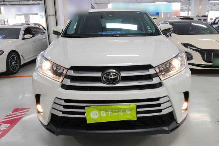 Used Toyota Highlander 2018 2.0T Four-Wheel Drive Luxury Version 7 Seats China VI Standard