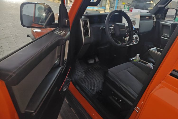 Used  V23 2026 Model V23S 501 Four-Wheel Drive Peak Performance Edition
