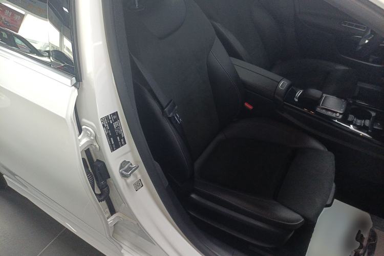 Used Mercedes-Benz A-Class 2022 Revised Version A 200 L Sport Sedan Fashionable Style