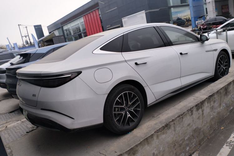 Used BYD Seal 2023 DM-i 1.5L 121km Prestige Model