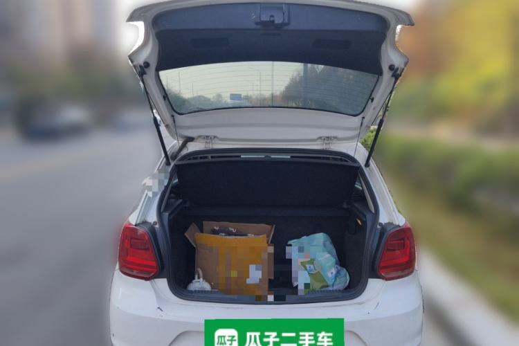 Used Volkswagen Polo 2016 1.4L Manual Fashion Model
