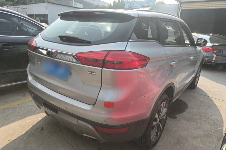 Used Geely Auto Emgrand X7 Sport 2016 1.8TD Automatic ZhiShang Model
