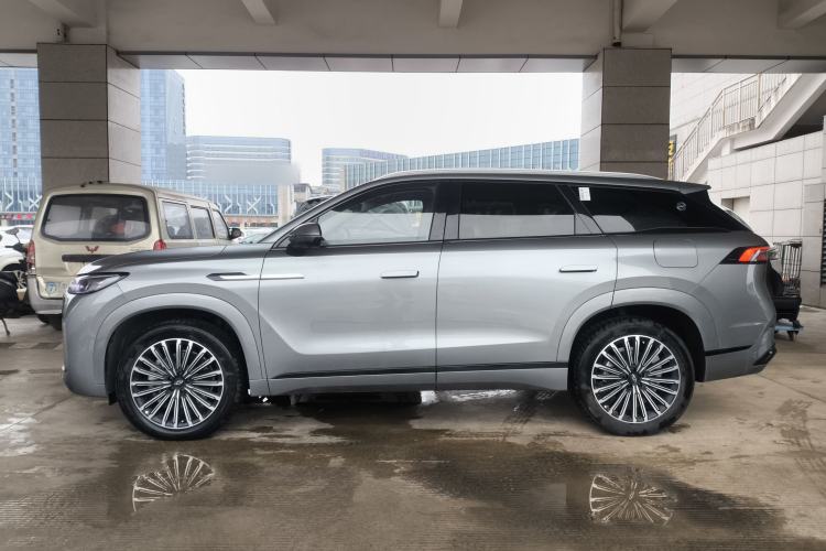 Used Chery Tiggo 9 C-DM 2025 1.5T 106KM Ultra-Comfort Edition 5 Seats Lithium-NMC
